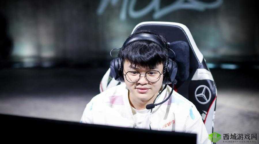 blg 战队成员名单：Bin、Xun、Yagao、Elk、ON