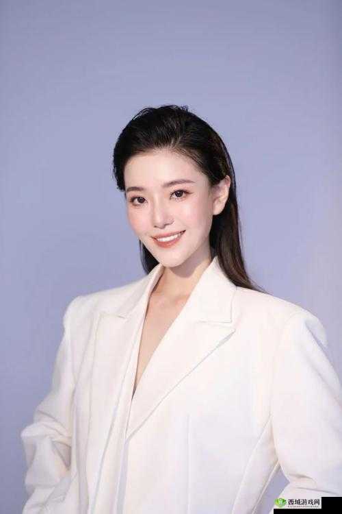 t 大校花的悲和泪：她的故事为何如此之火？